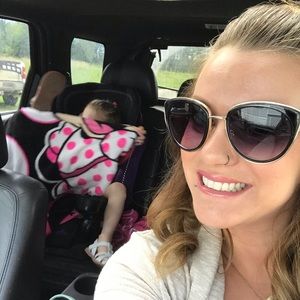 Meet your Posher, Megan